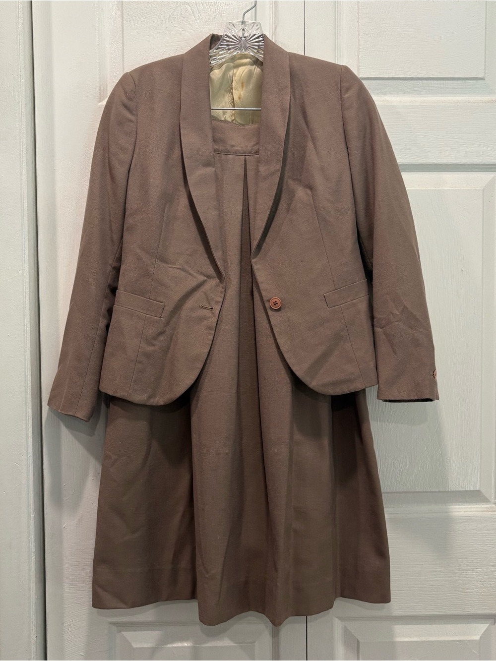 Vintage John Brooks Light Brown Blazer & Skirt Suit Set - Size 4